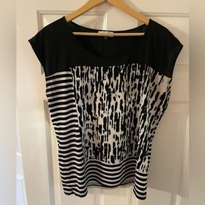 Calvin Klein top size XL